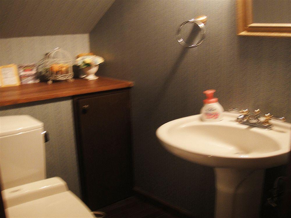 Iza Kamakura Guest House And Bar Buitenkant foto